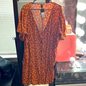 New floral rust color dress xxl . Right above knees.